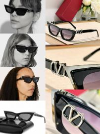 Picture of Valentino Sunglasses _SKUfw56683008fw